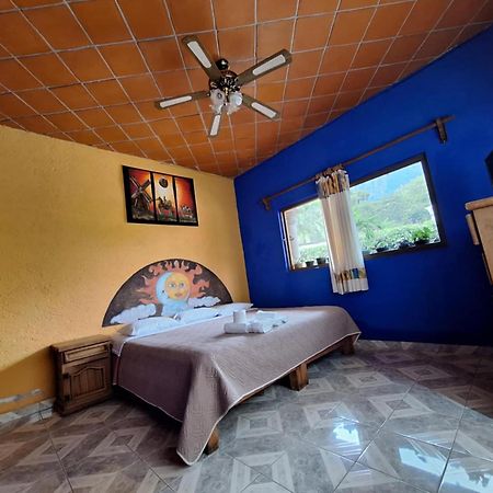 Hotel Posada Casa Las Gaviotas Tepoztlán Buitenkant foto